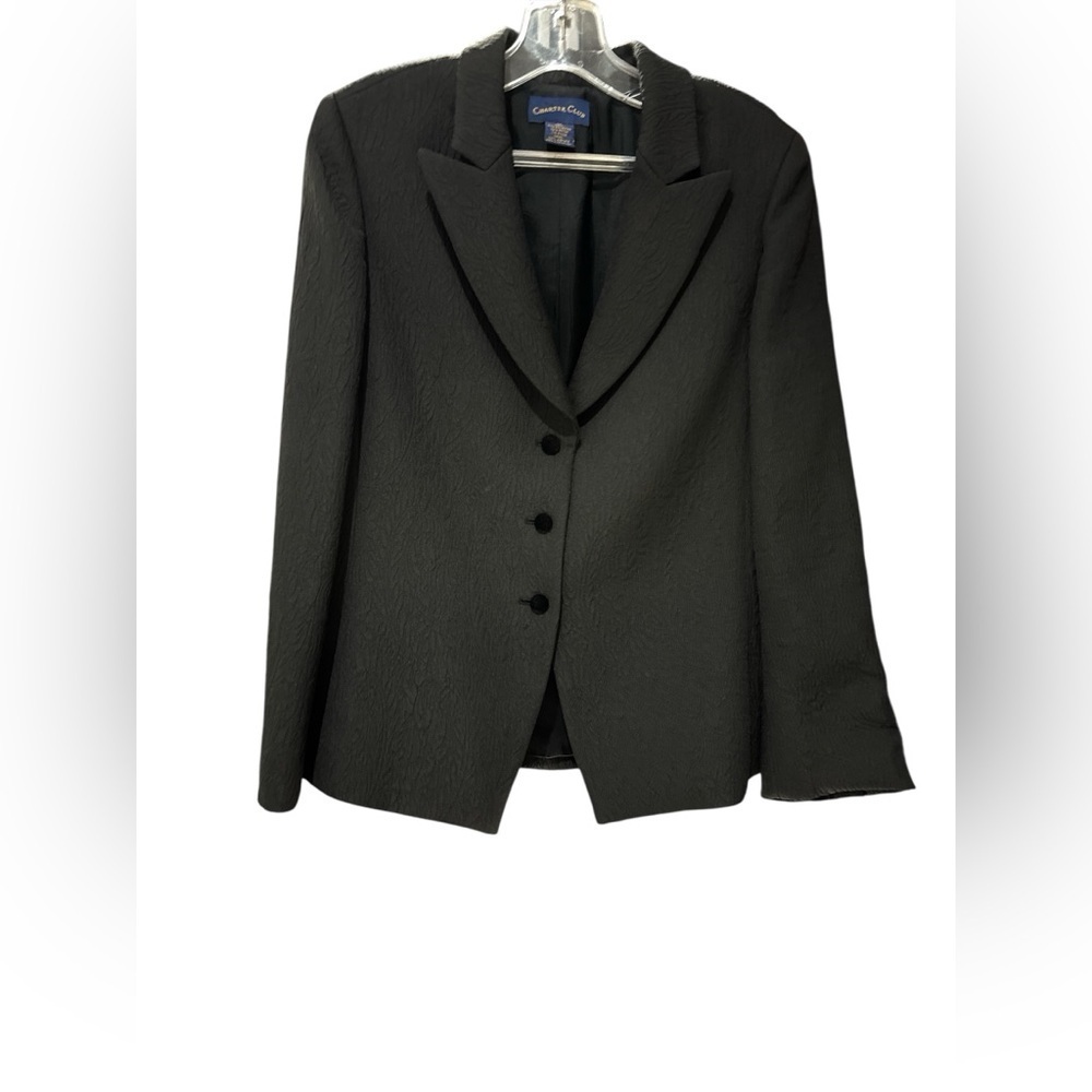 Elegant Black Textured Blazer